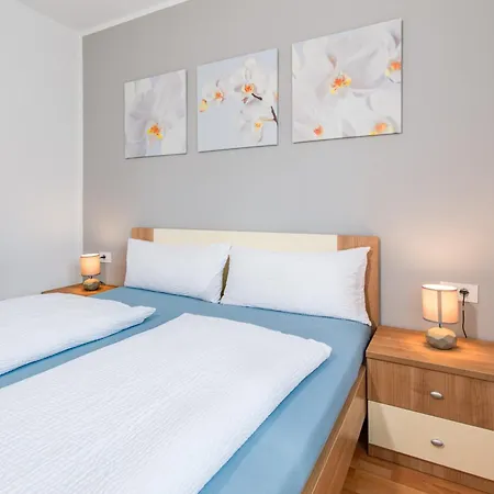 Kuca Koza-apartment Marijana Punat