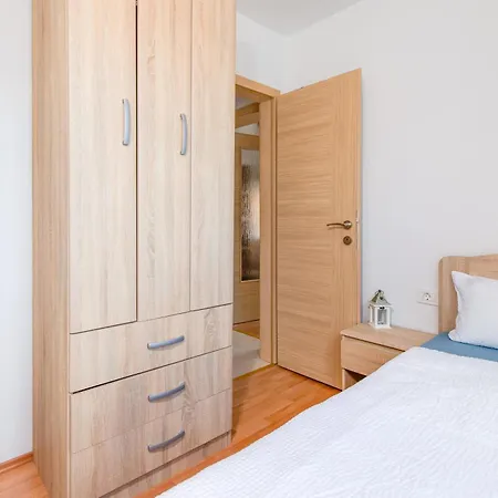 Kuca Koza-apartment Marijana Lejlighed Punat